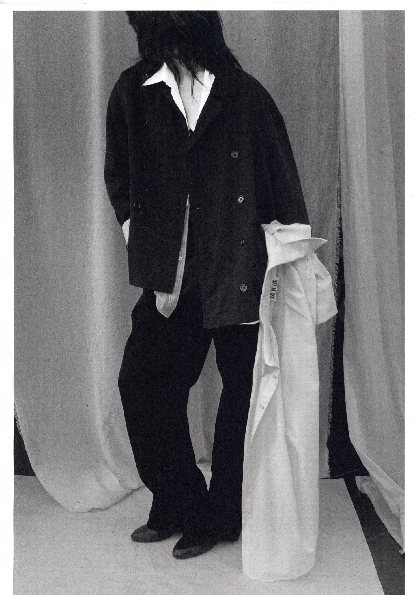 ARCHETYPE Billowing Trousers in black cotton poplin