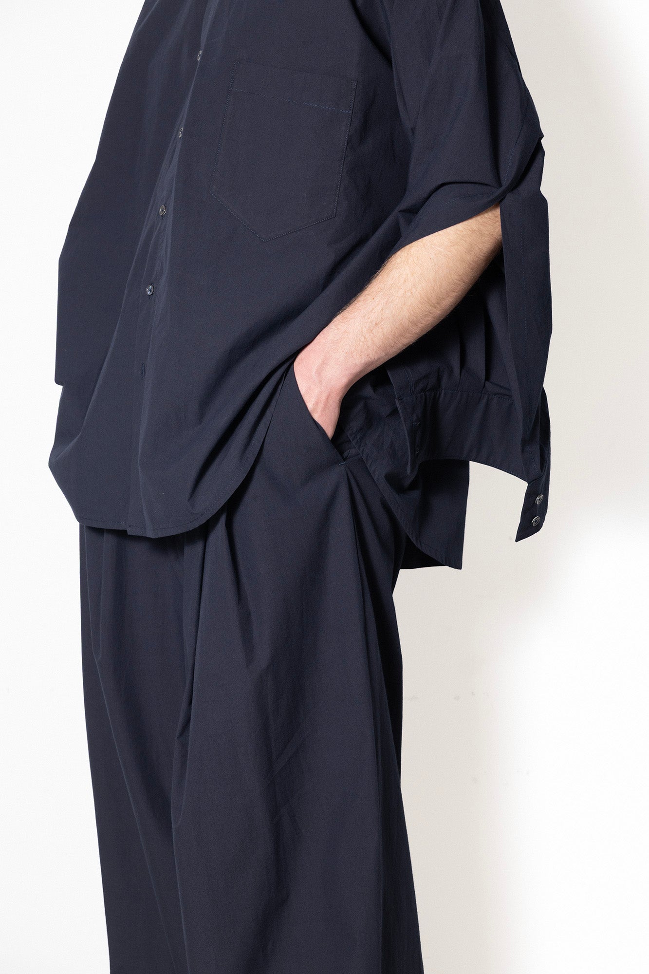 ARCHETYPE Shirt in Navy Cotton Poplin