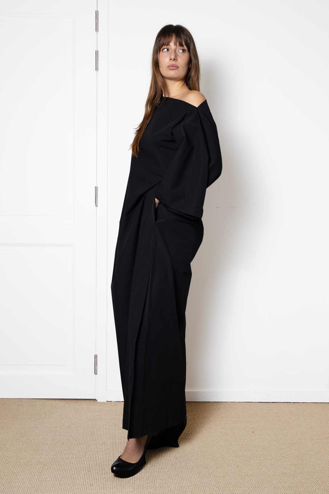 Tee Shirt Dress in Black Cotton Poplin