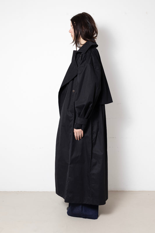 Trench Coat in Black Waterproof Cotton