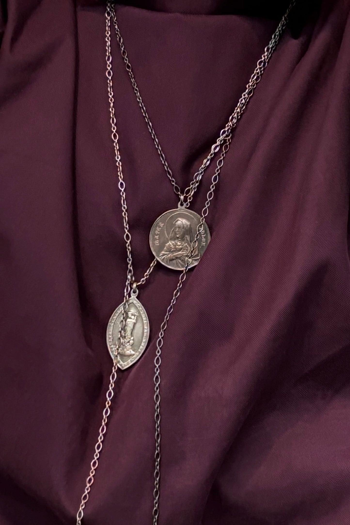 ANONYME FLAMAND Silver Diamond Necklace