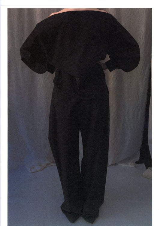 ARCHETYPE Billowing Trousers in black cotton poplin