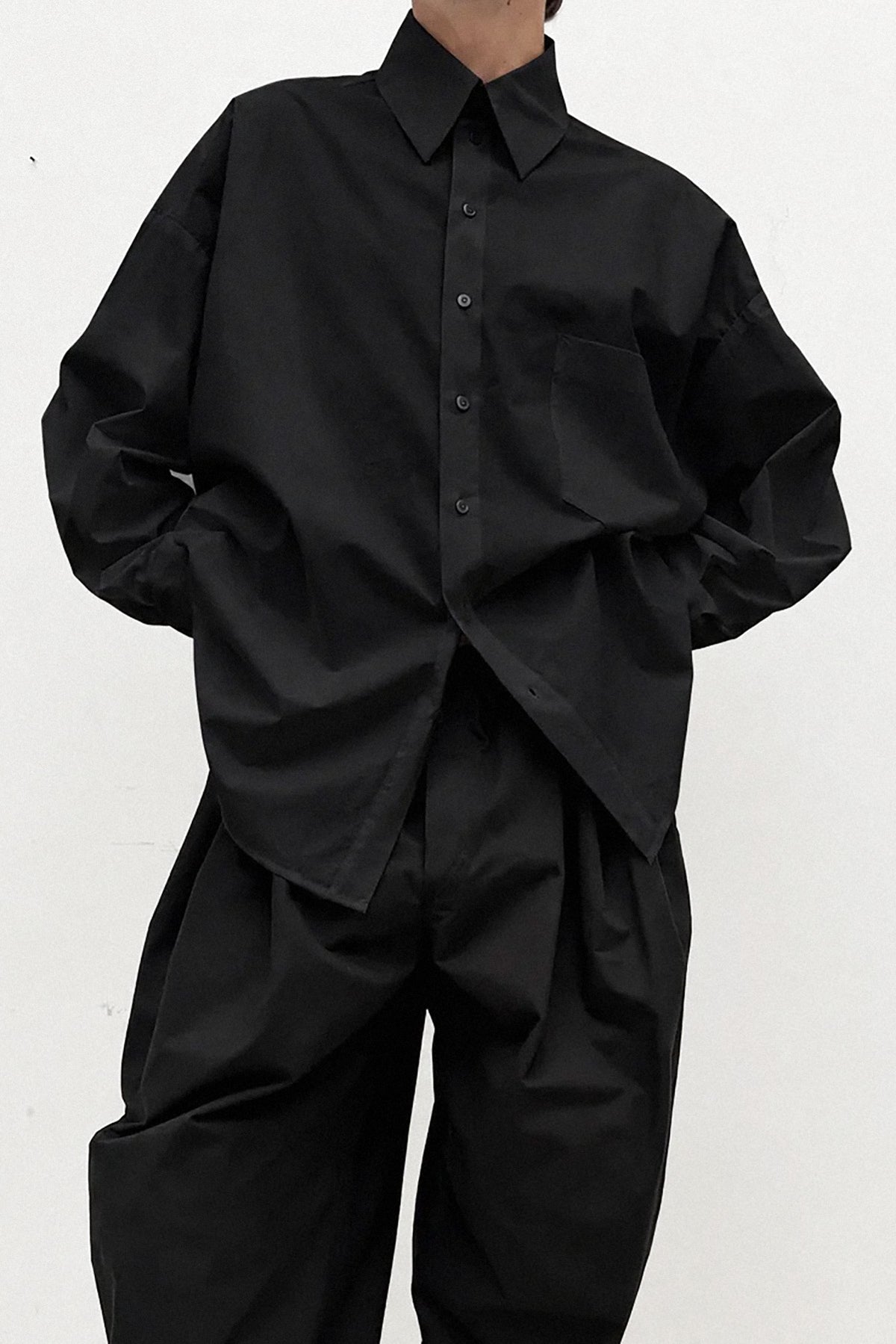 Shirt in Black Cotton Poplin