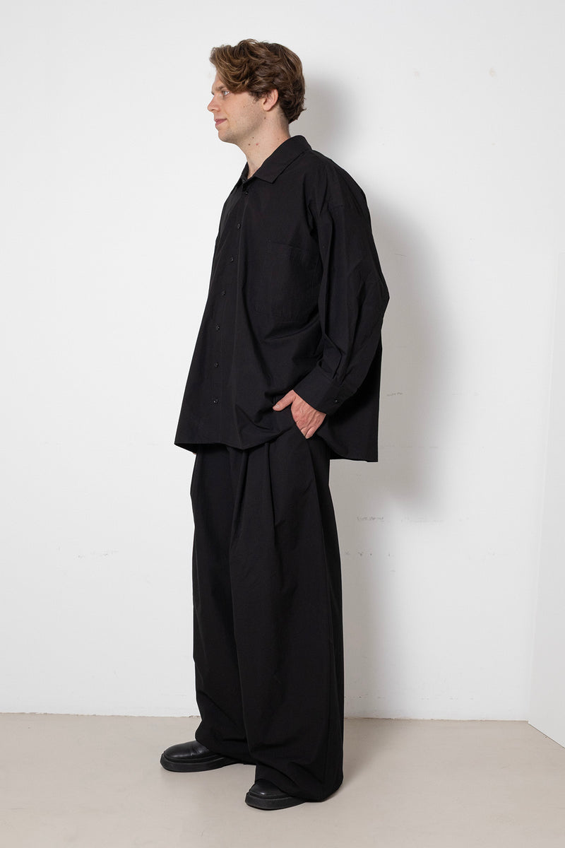 ARCHETYPE Revealing Shirt in Black Cotton Poplin