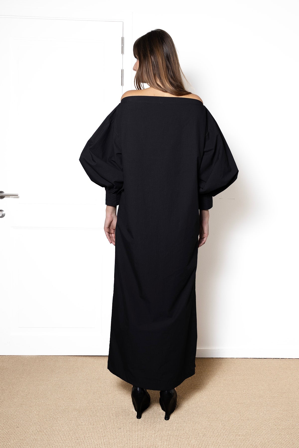 Indulging Dress in Black Cotton Poplin