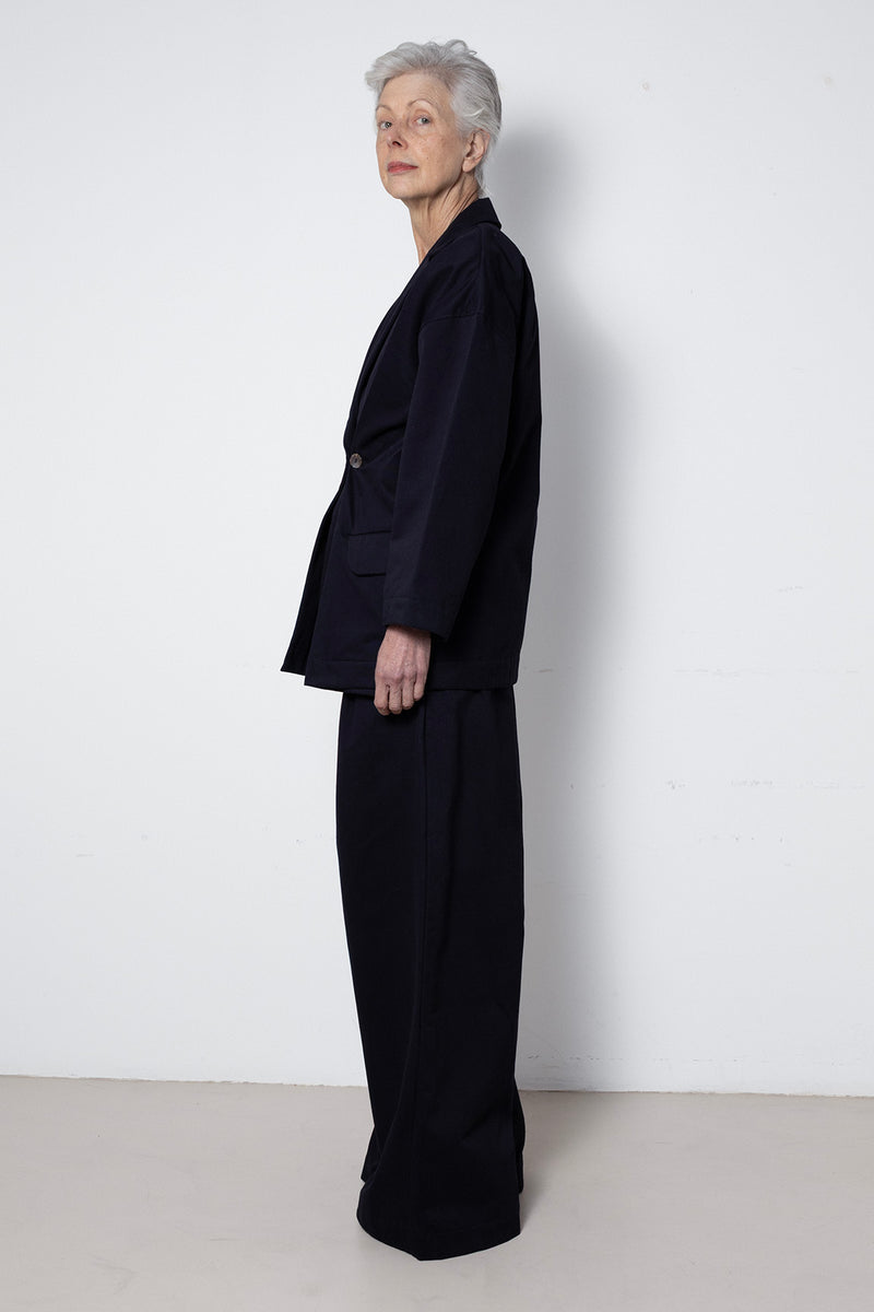 ARCHETYPE Folded Vest in Navy Twill