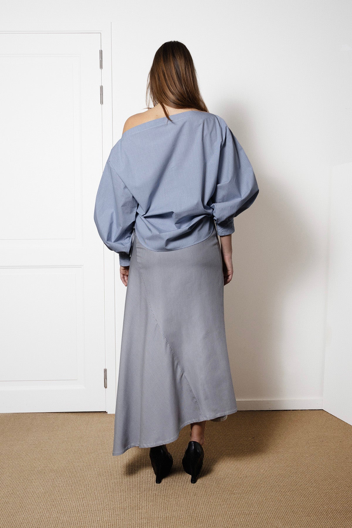 Enveloping Skirt in Houndstooth Cotton