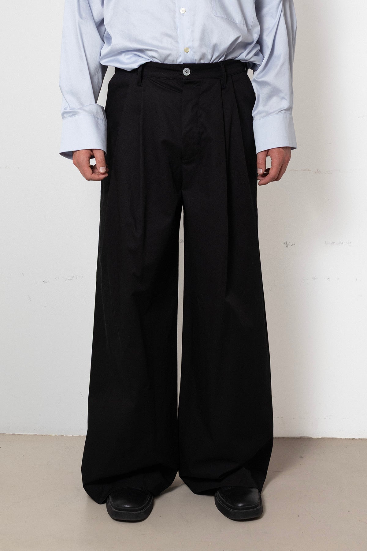 Billowing Trousers in Black Cotton Twill