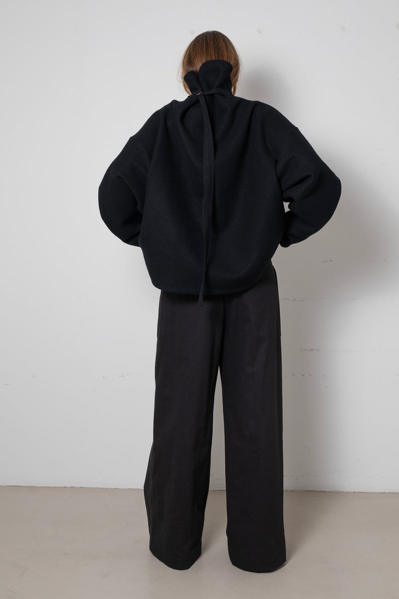 ARCHETYPE NAVY WOOL SWEATER