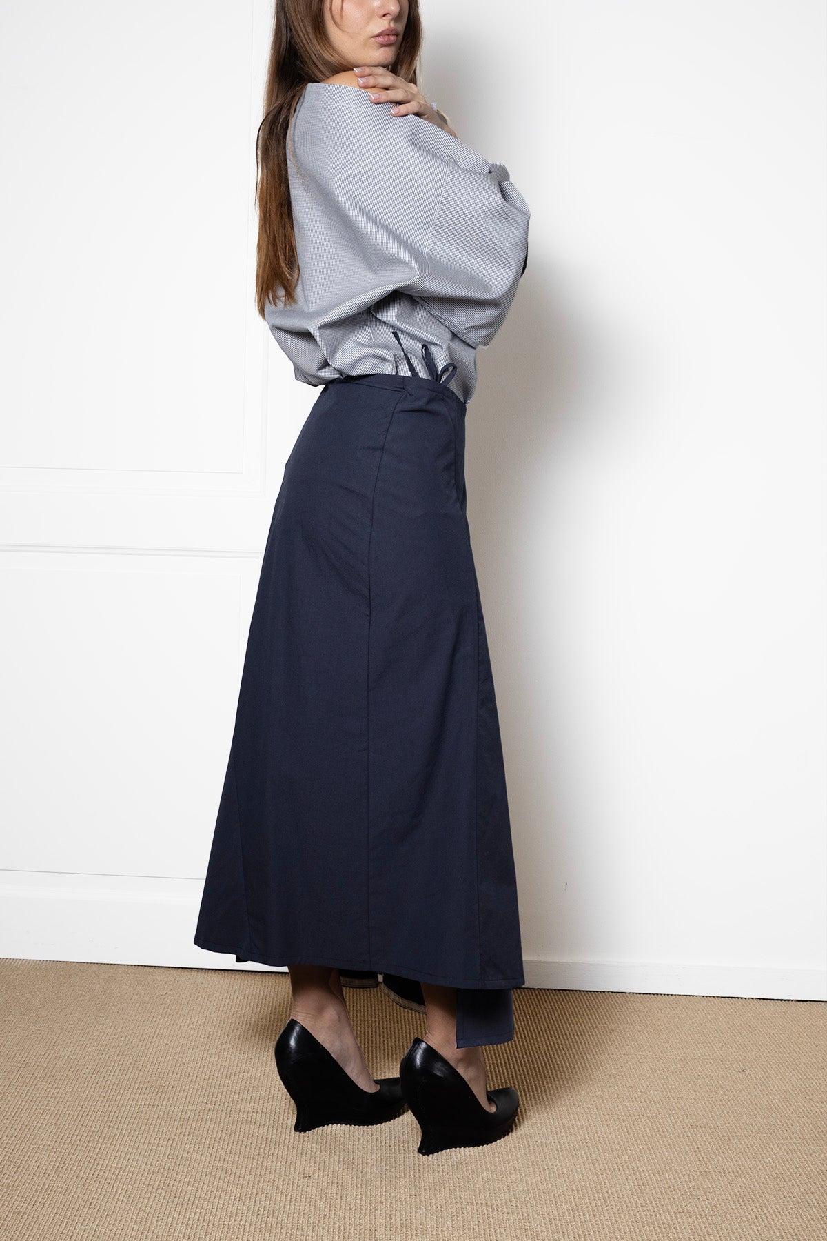 Enveloping Skirt in Navy Cotton Poplin