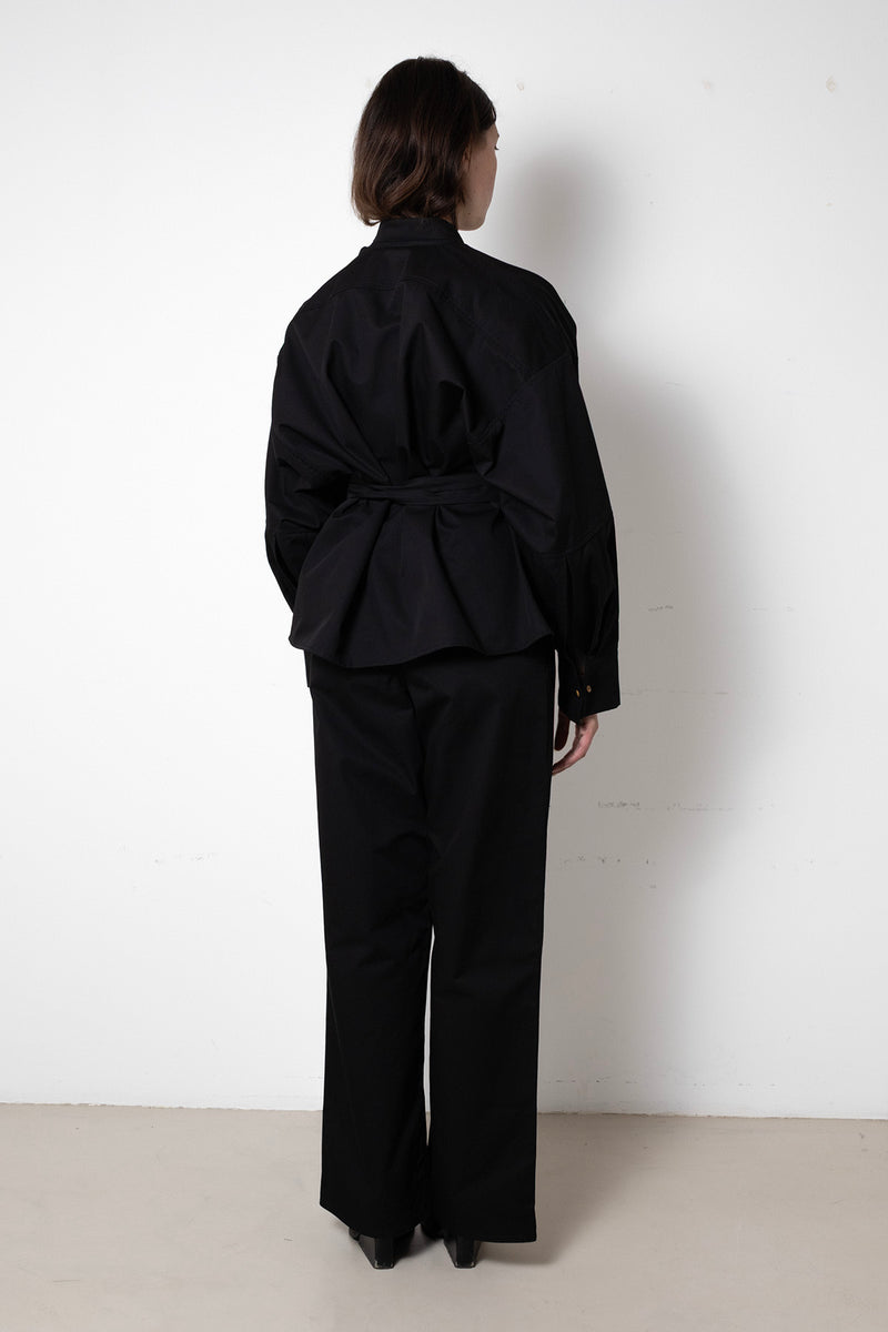 Archetype Enveloping Top in Black Twill