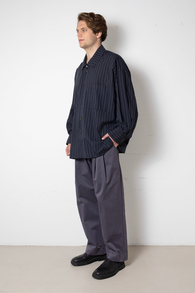 ARCHETYPE Revealing Shirt in Anthracite Pinstriped Cotton Poplin