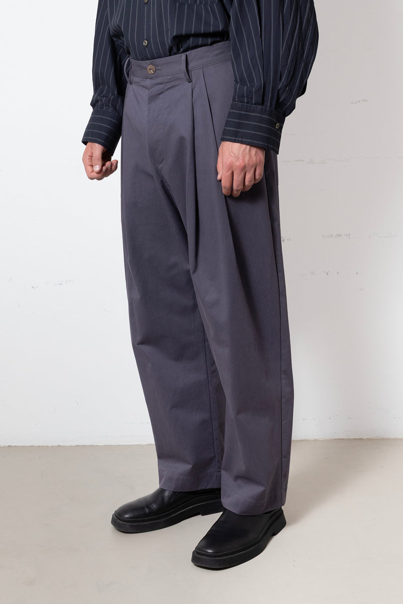 ARCHETYPE Billowing Trousers in Pigeon Twill Cotton (narrow)