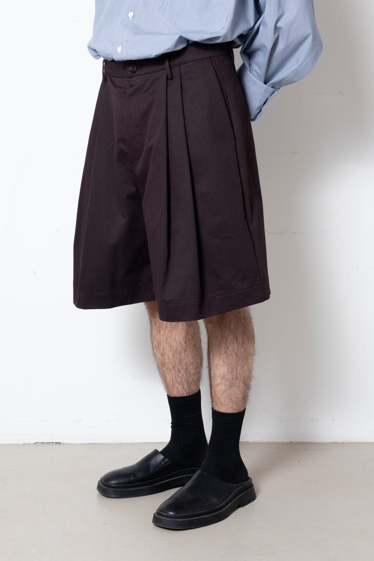 Billowing Shorts in Plum Cotton Twill