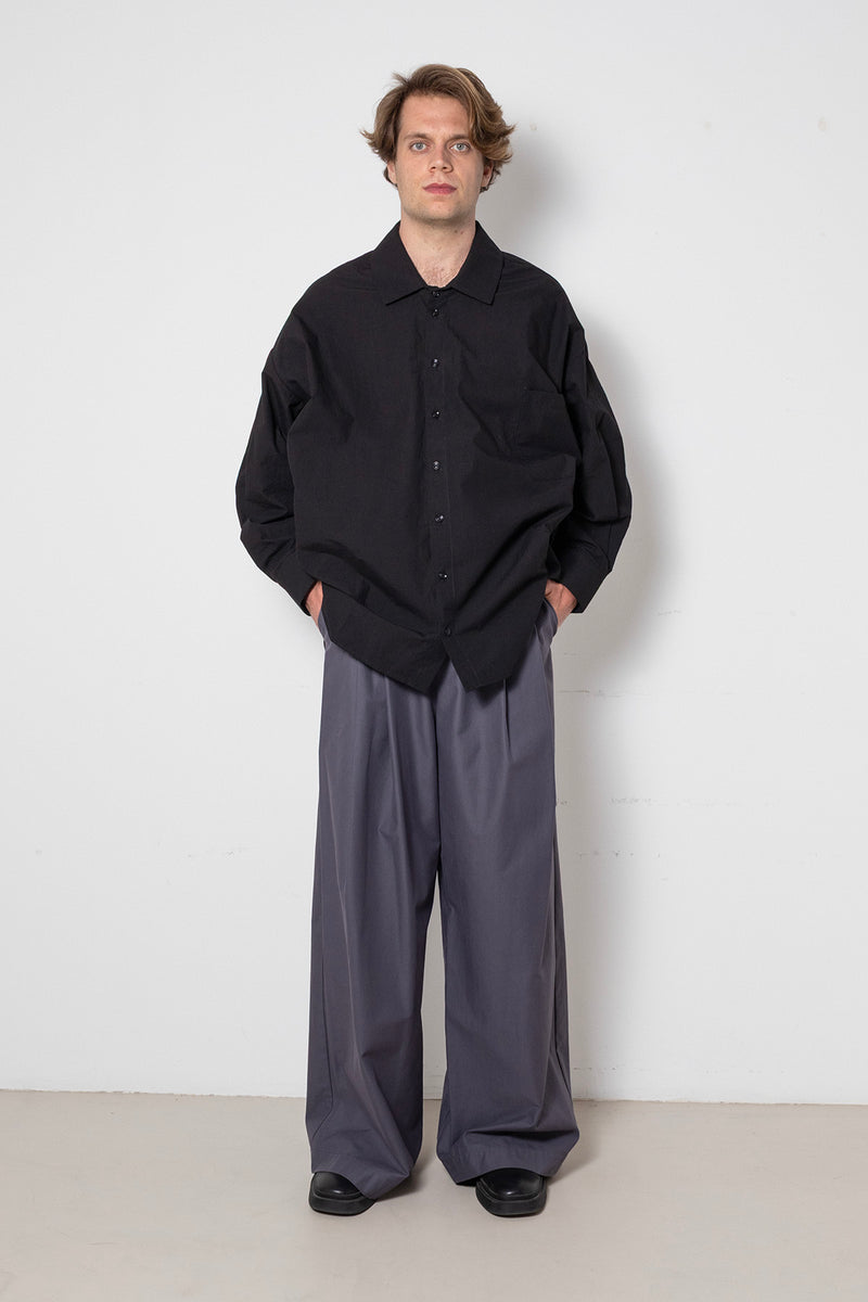 ARCHETYPE Revealing Shirt in Black Cotton Poplin