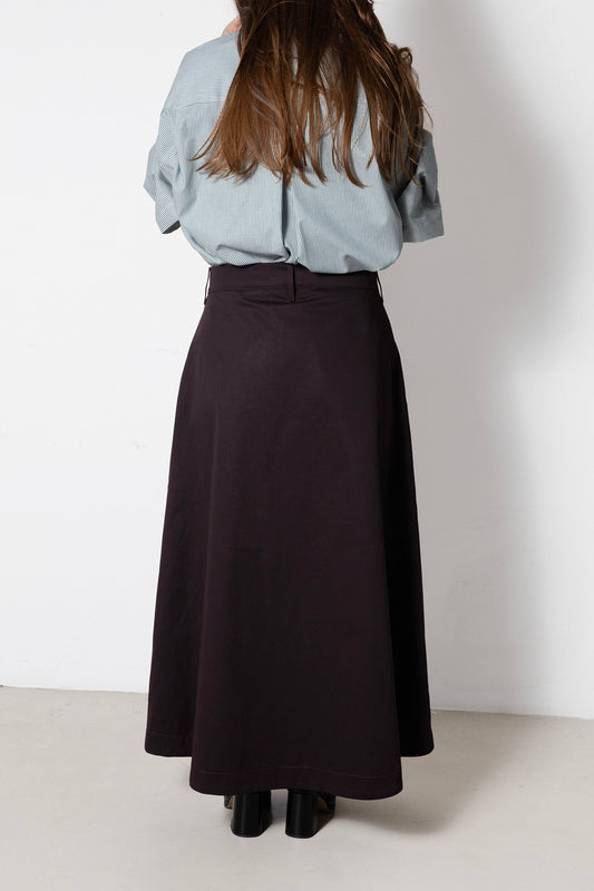 Billowing Skirt in Plum Twill Cotton