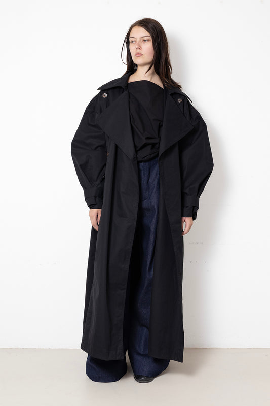 Trench Coat in Black Waterproof Cotton