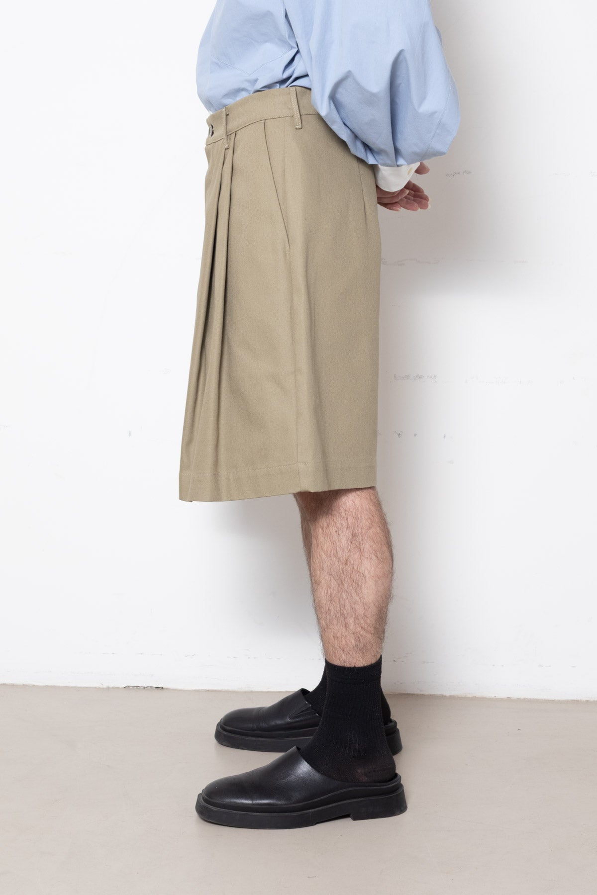 Billowing Shorts in Beige Canvas Cotton