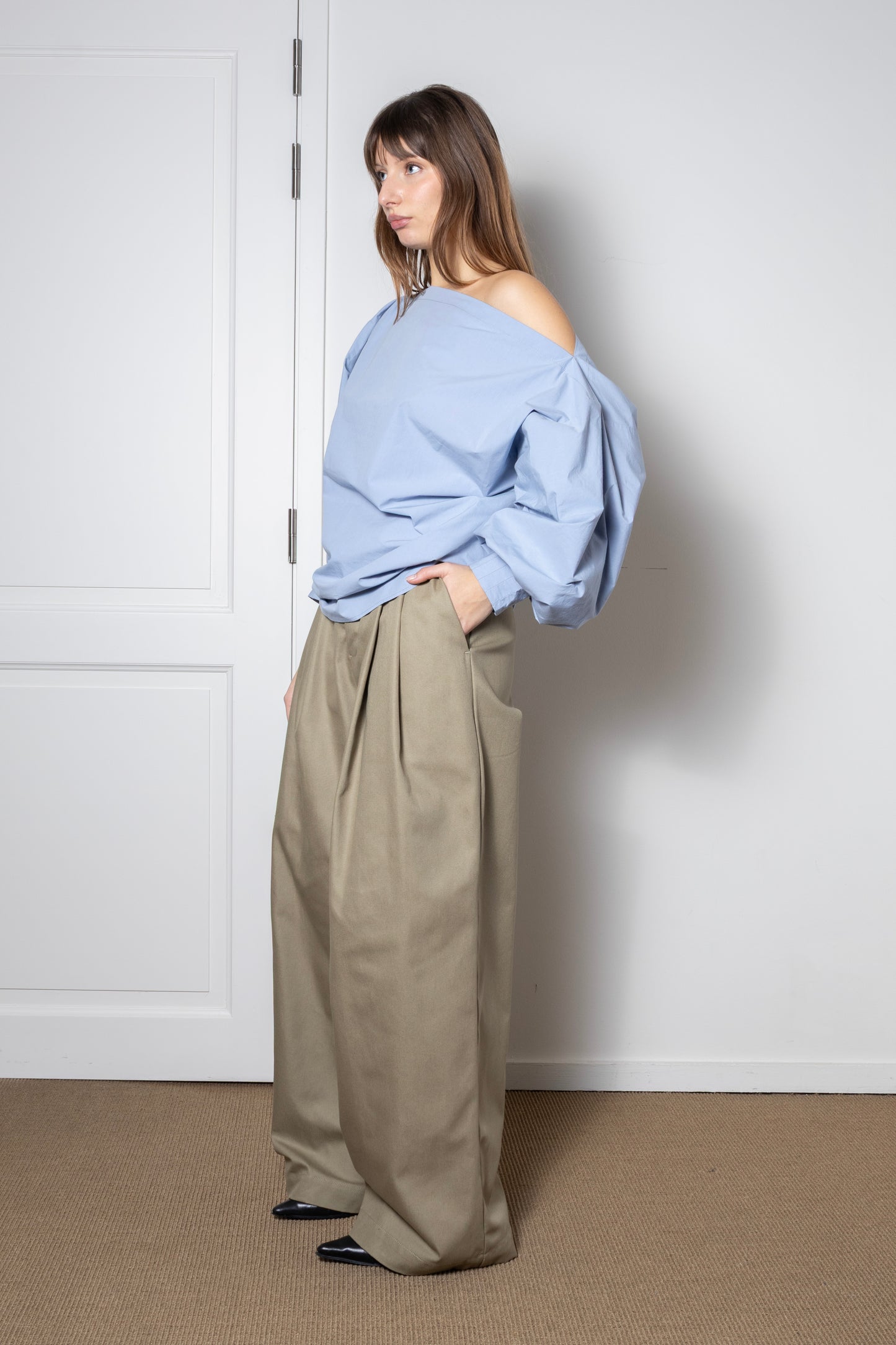 Billowing Trousers in Beige Canvas Cotton