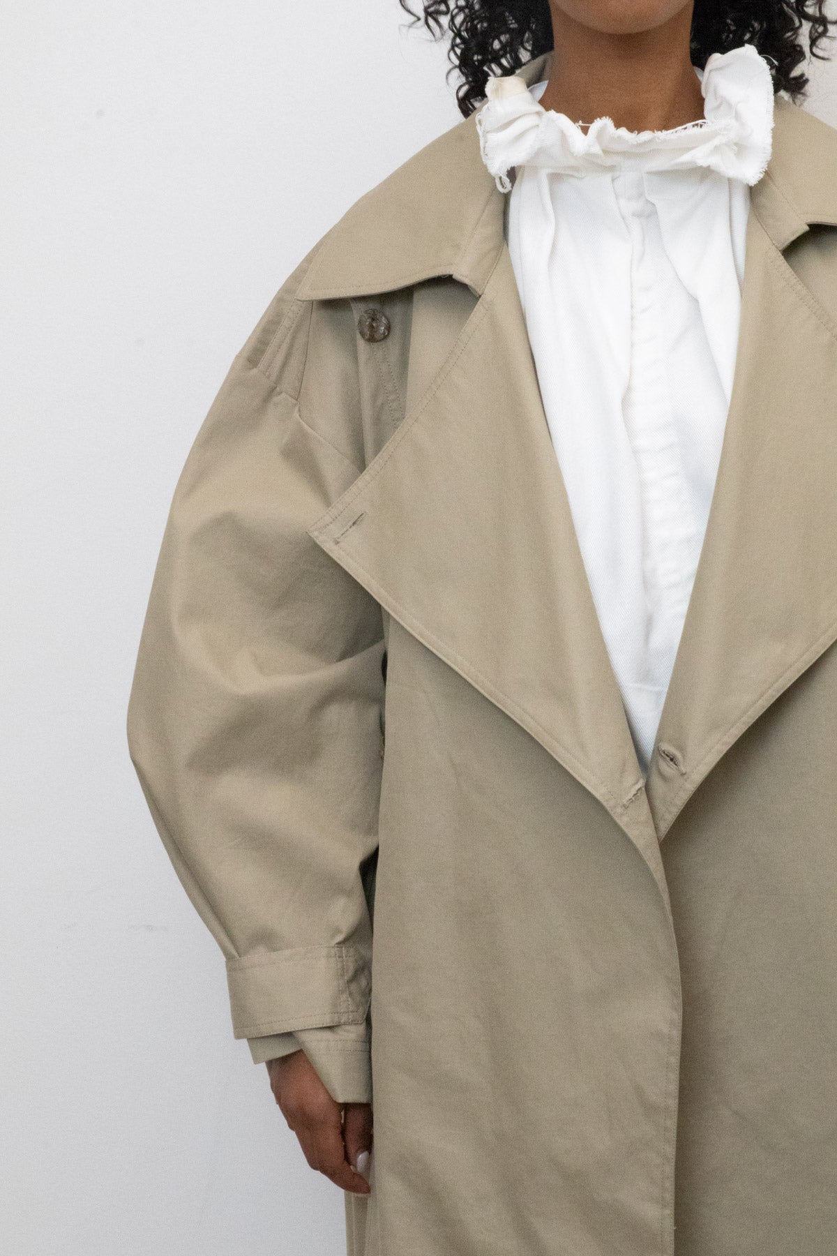 Trench Coat in Beige Waterproof Cotton