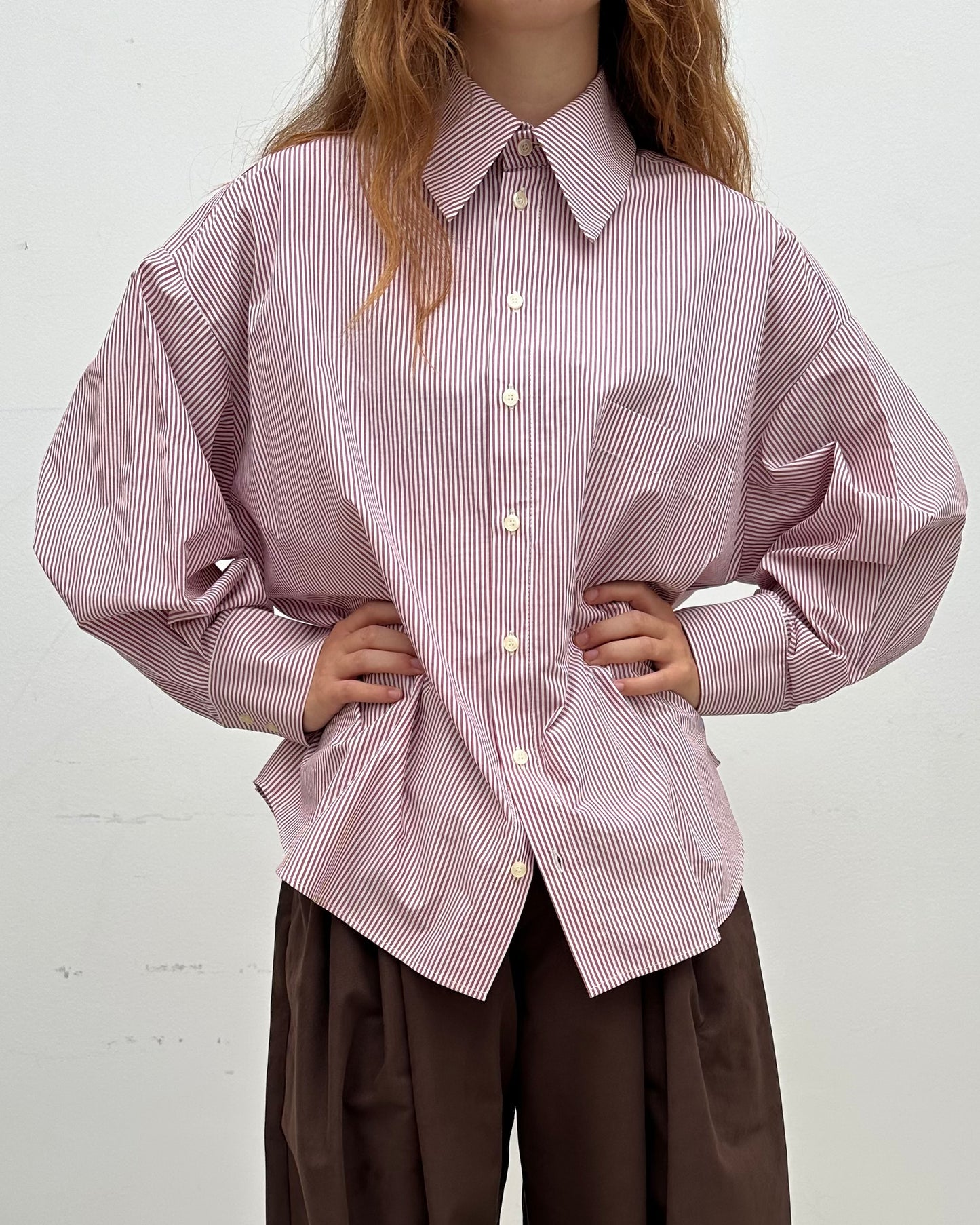 ARCHETYPE Shirt in Red Pinstriped Cotton Poplin