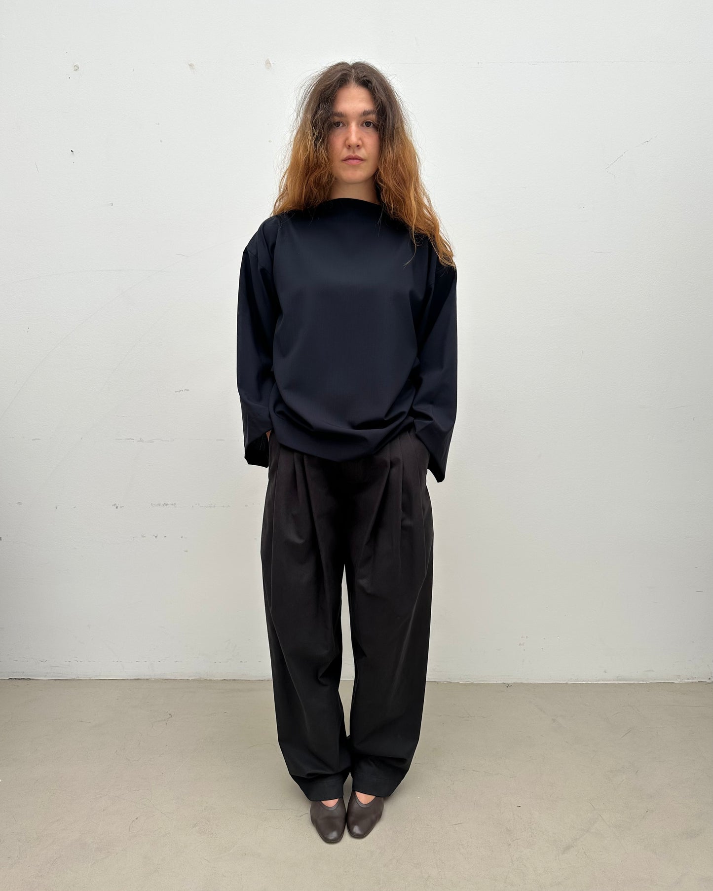 ARCHETYPE Tee Shirt in Navy Cool Wool