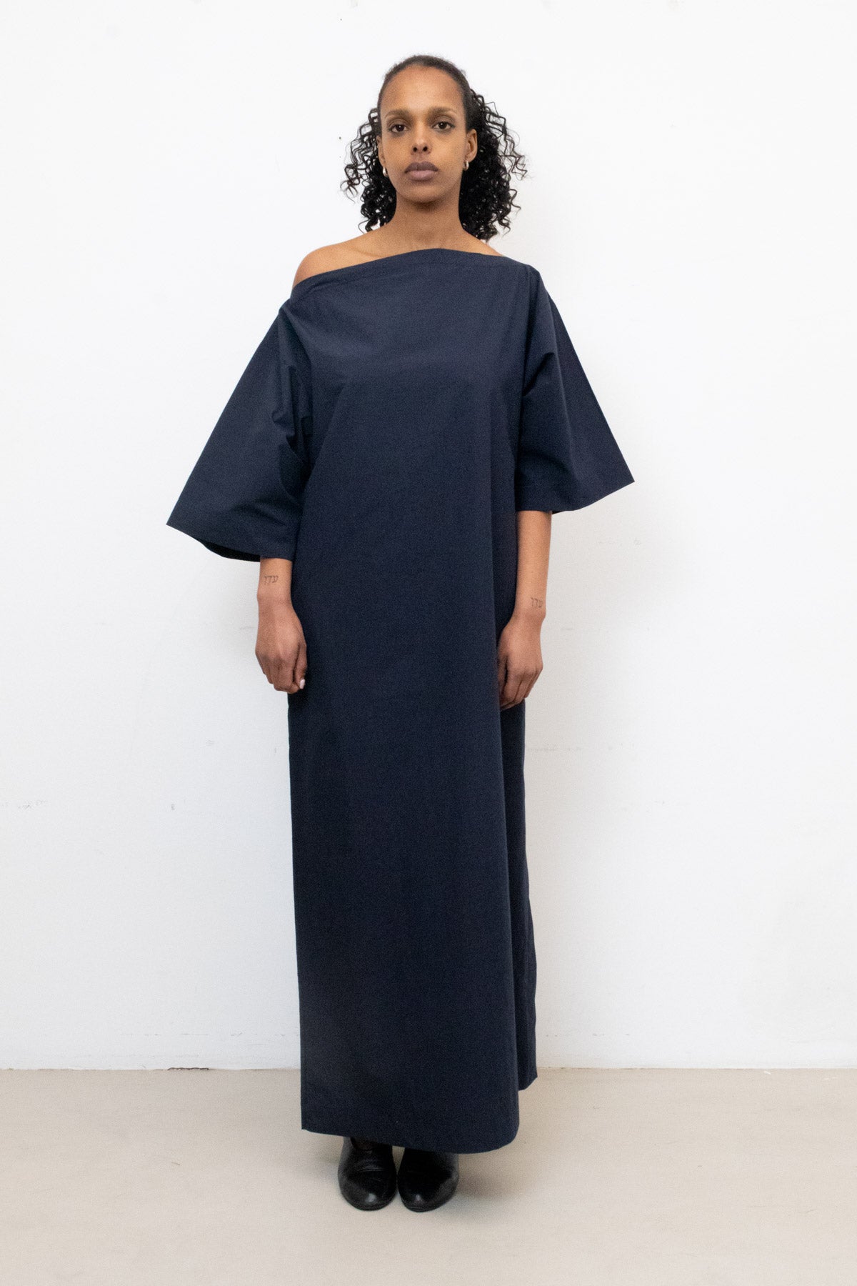 Tee Shirt Dress in Navy Cotton Poplin