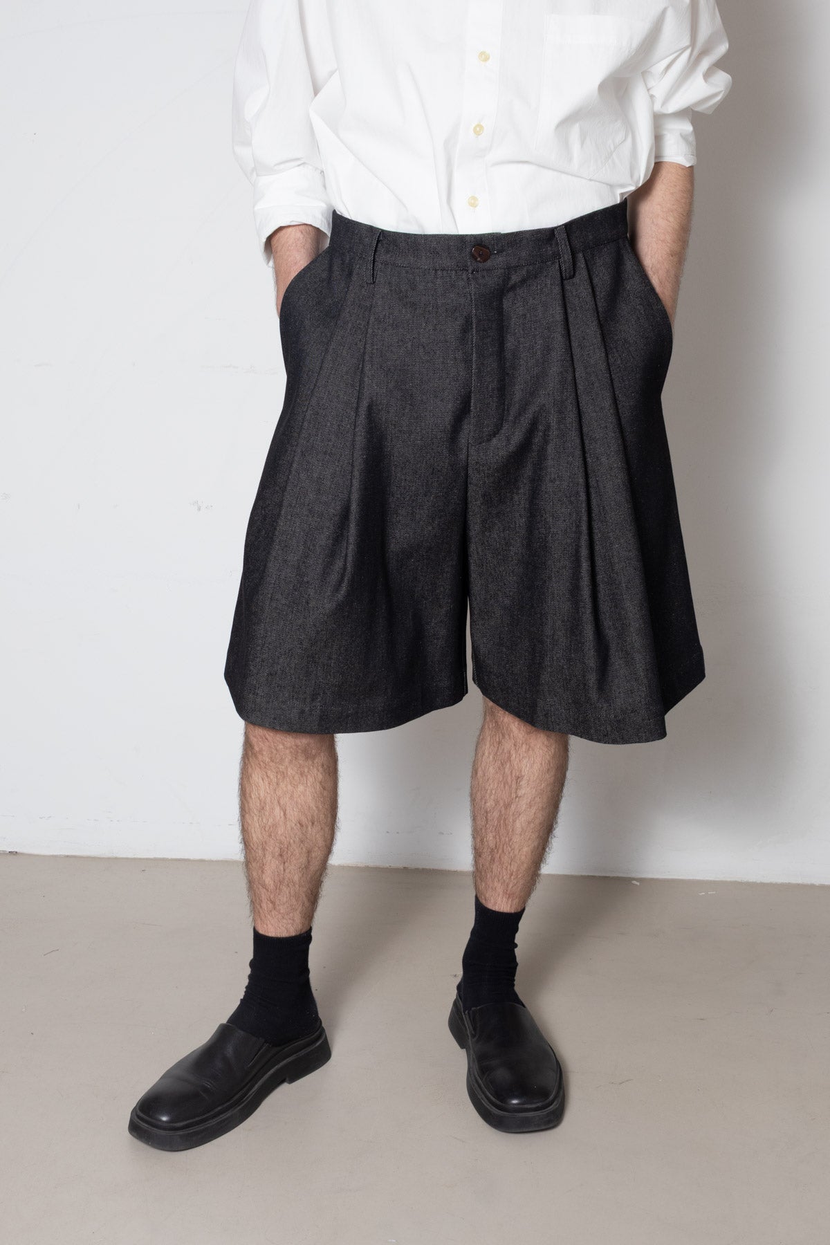 Billowing Shorts in Black Denim