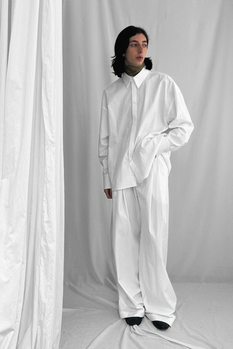 ARCHETYPE Billowing shirt in white cotton twill