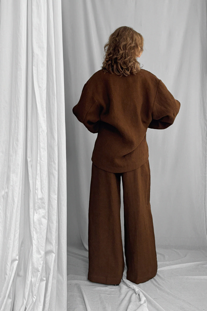 ARCHETYPE Pinching vest in caramel linen