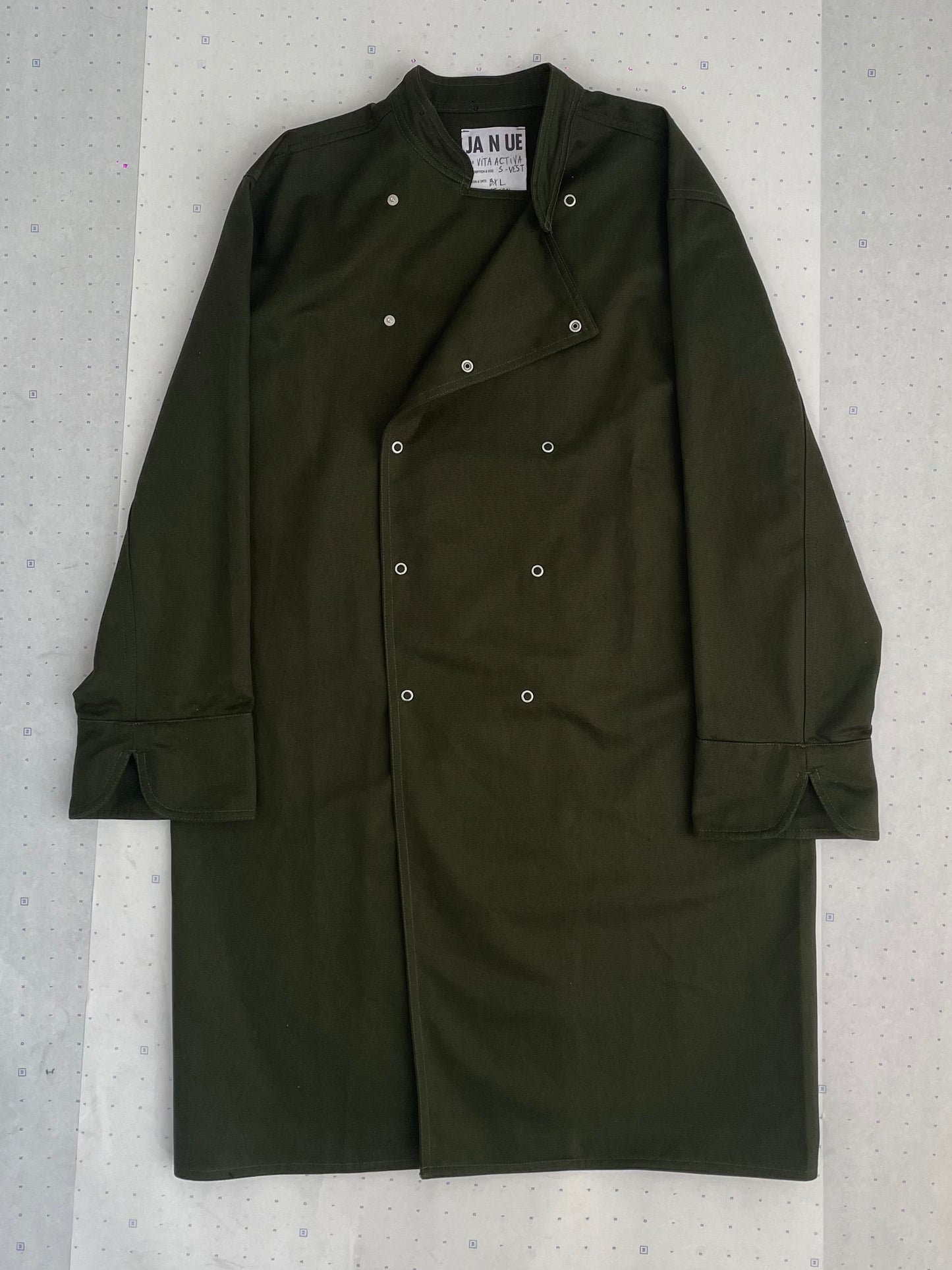 VITA ACTIVA FACTORY COAT GREEN