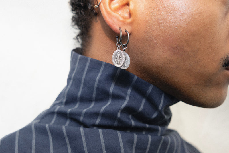 ANONYME FLAMAND Small Silver Earring