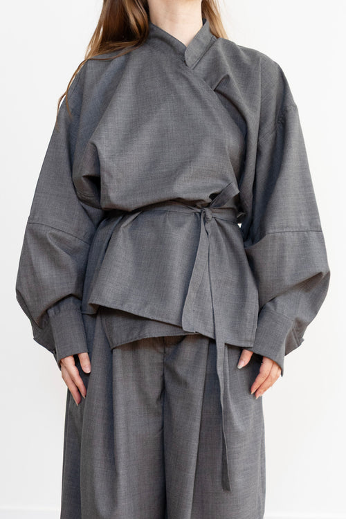ARCHETYPE Enveloping Top in Grey Fine Wool