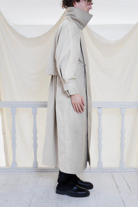 Archetype Trench Coat in Beige Waterproof Cotton