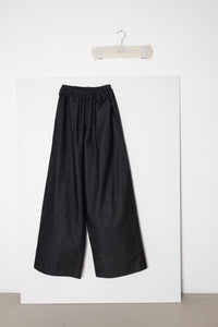 ARCHETYPE Wringing Trousers in Black Denim
