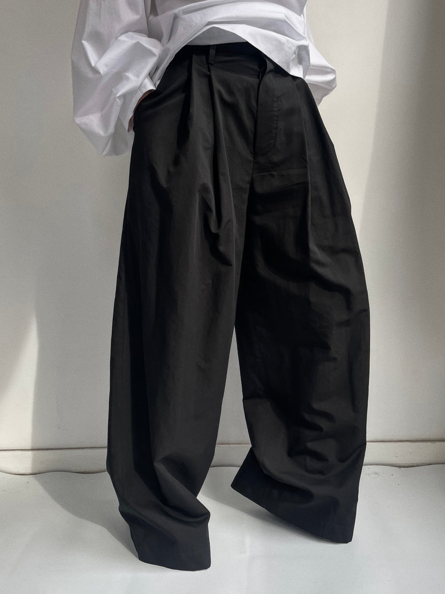 ARCHETYPE Billowing silk trousers