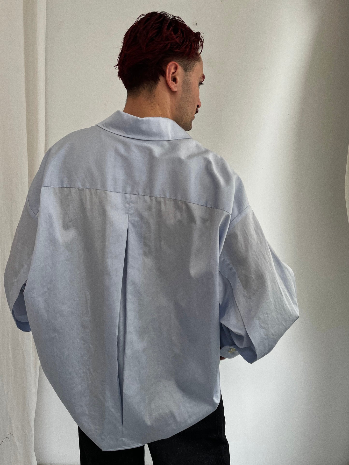 ARCHETYPE Revealing satin shirt