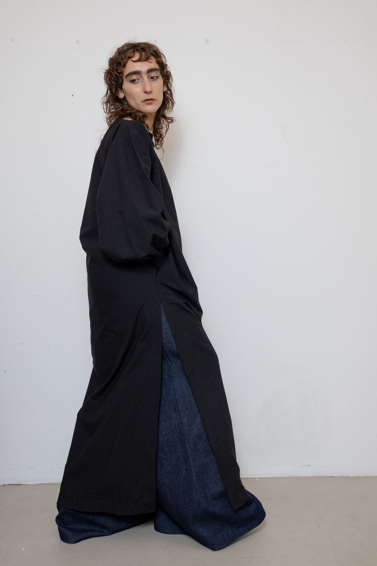 Indulging Dress in Black Cotton Poplin