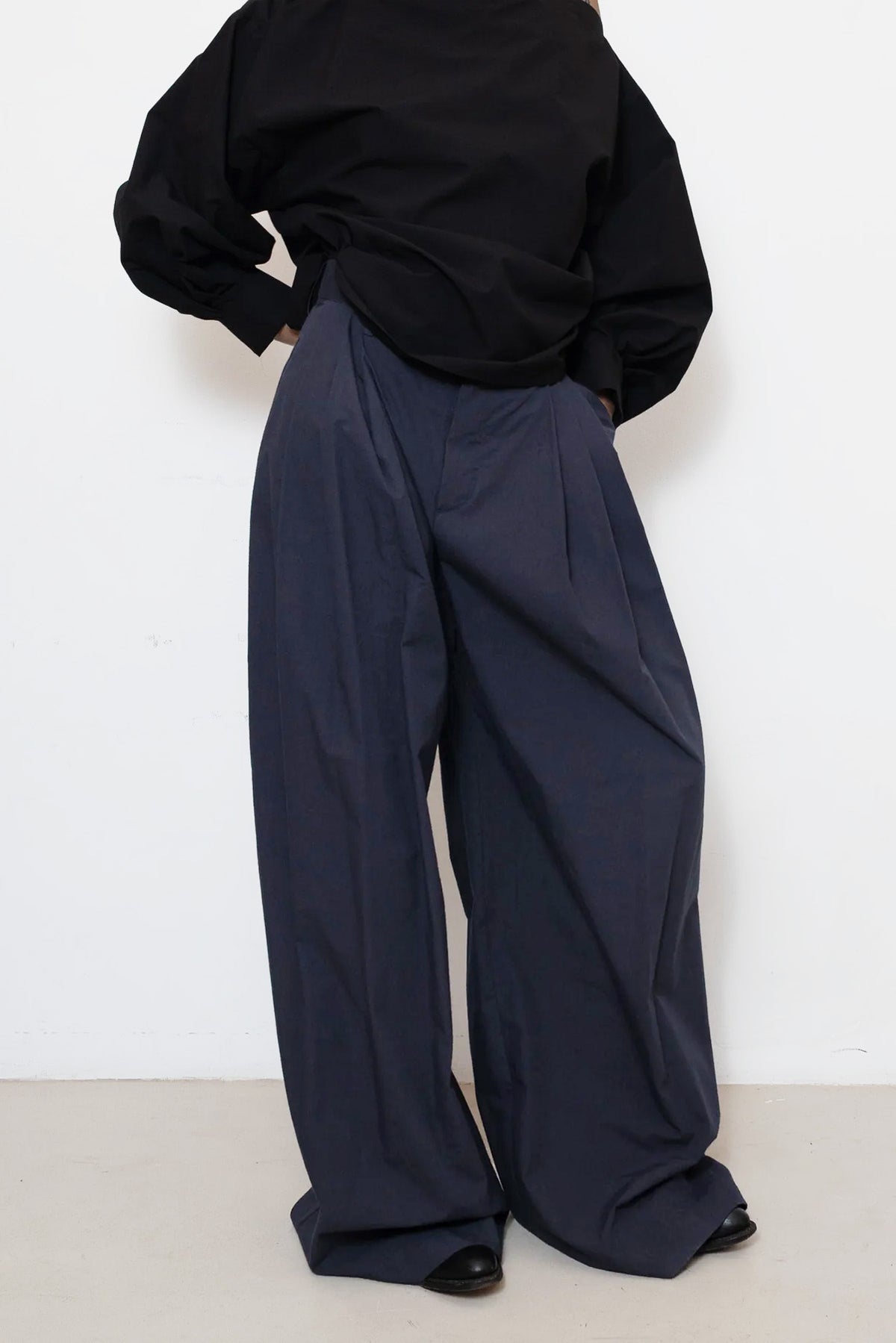 Bloom Pant in Navy Cotton Poplin